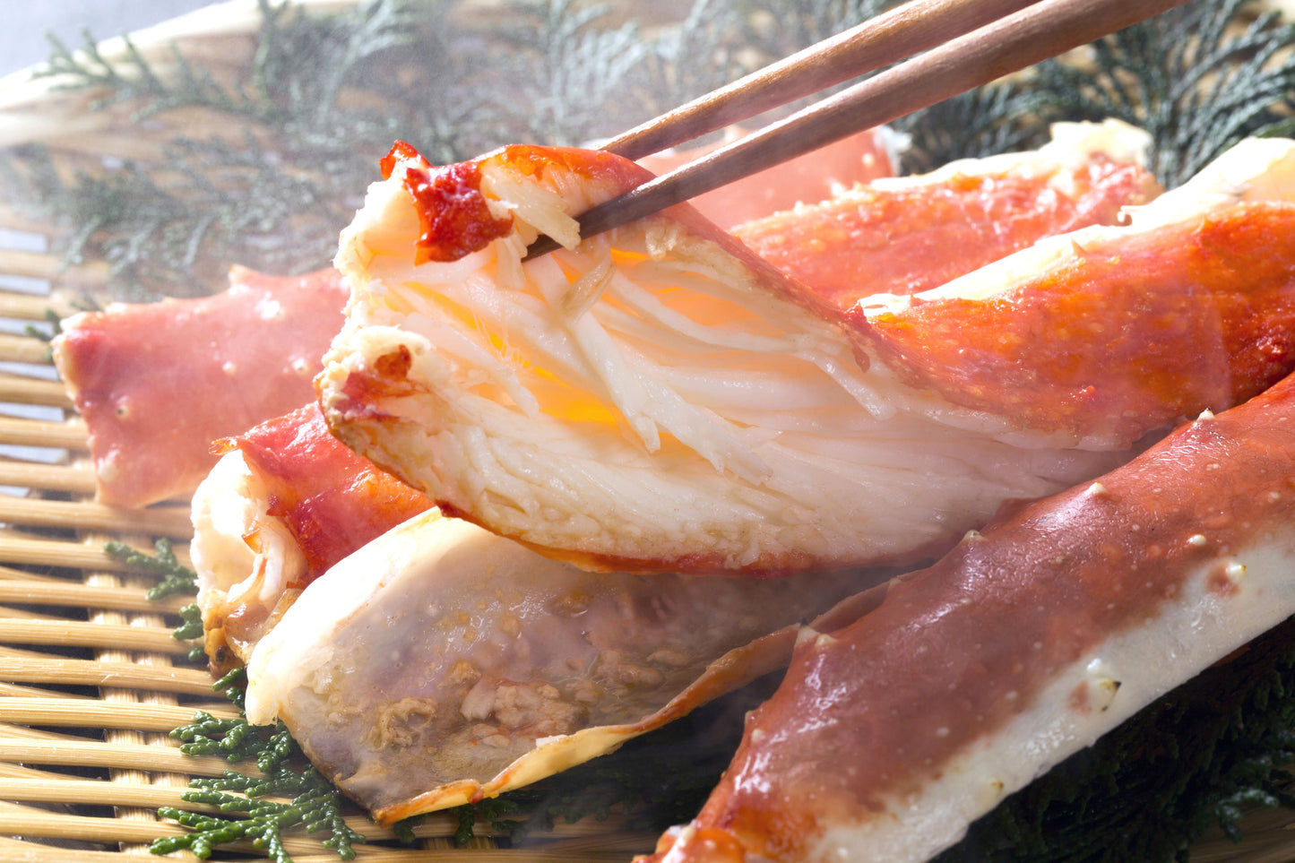 【北国からの贈り物】ボイル済ですぐ食べられる！タラバガニビードロカット800g 約3～4人前 昆布塩加工